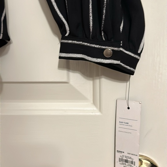 Apt 9 size Medium Black and White NWT - Picture 4 of 8